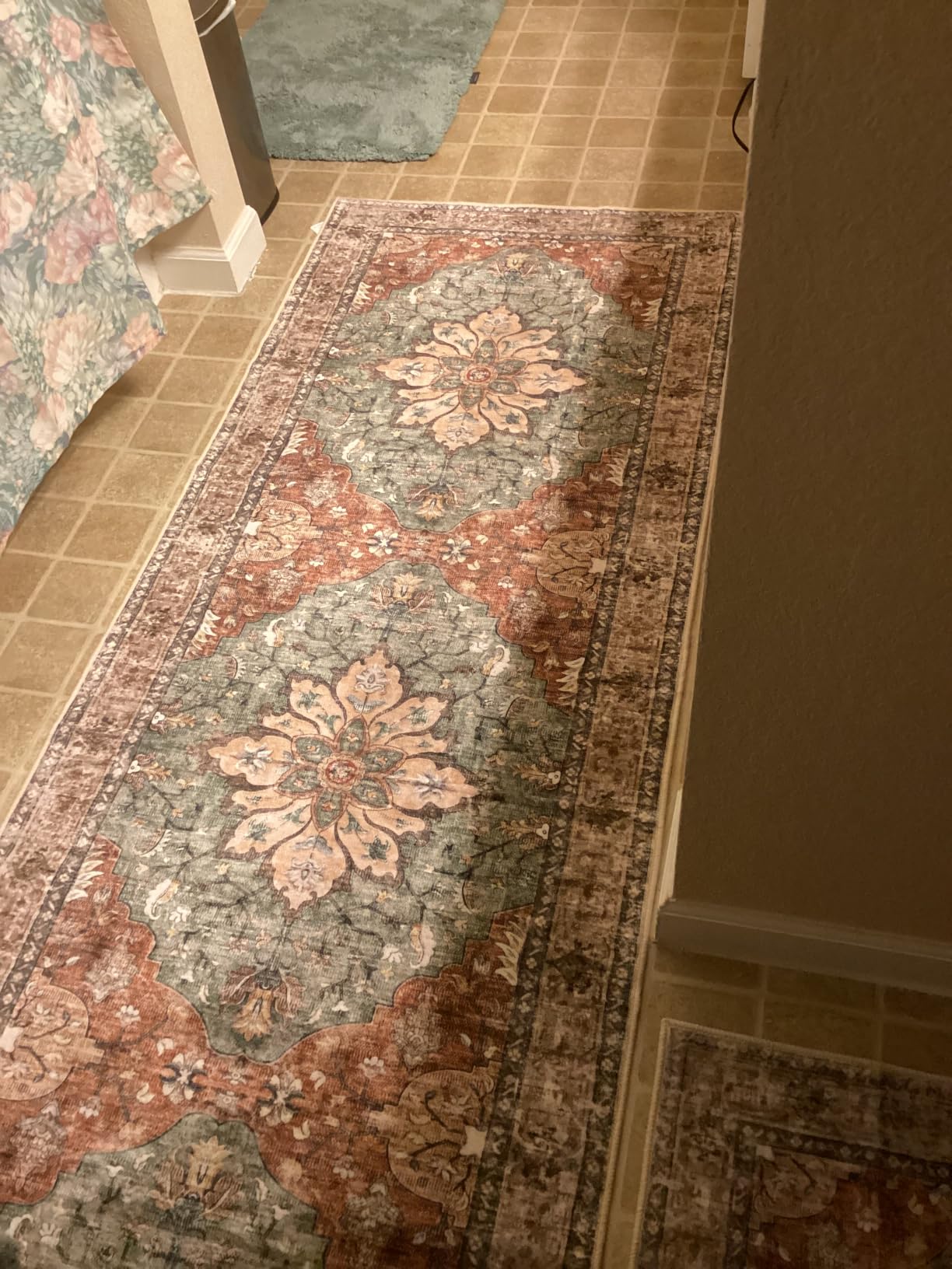 RELEANY Washable Area Rug, Round 8ft, Brick/Brown/Green customer photo 1