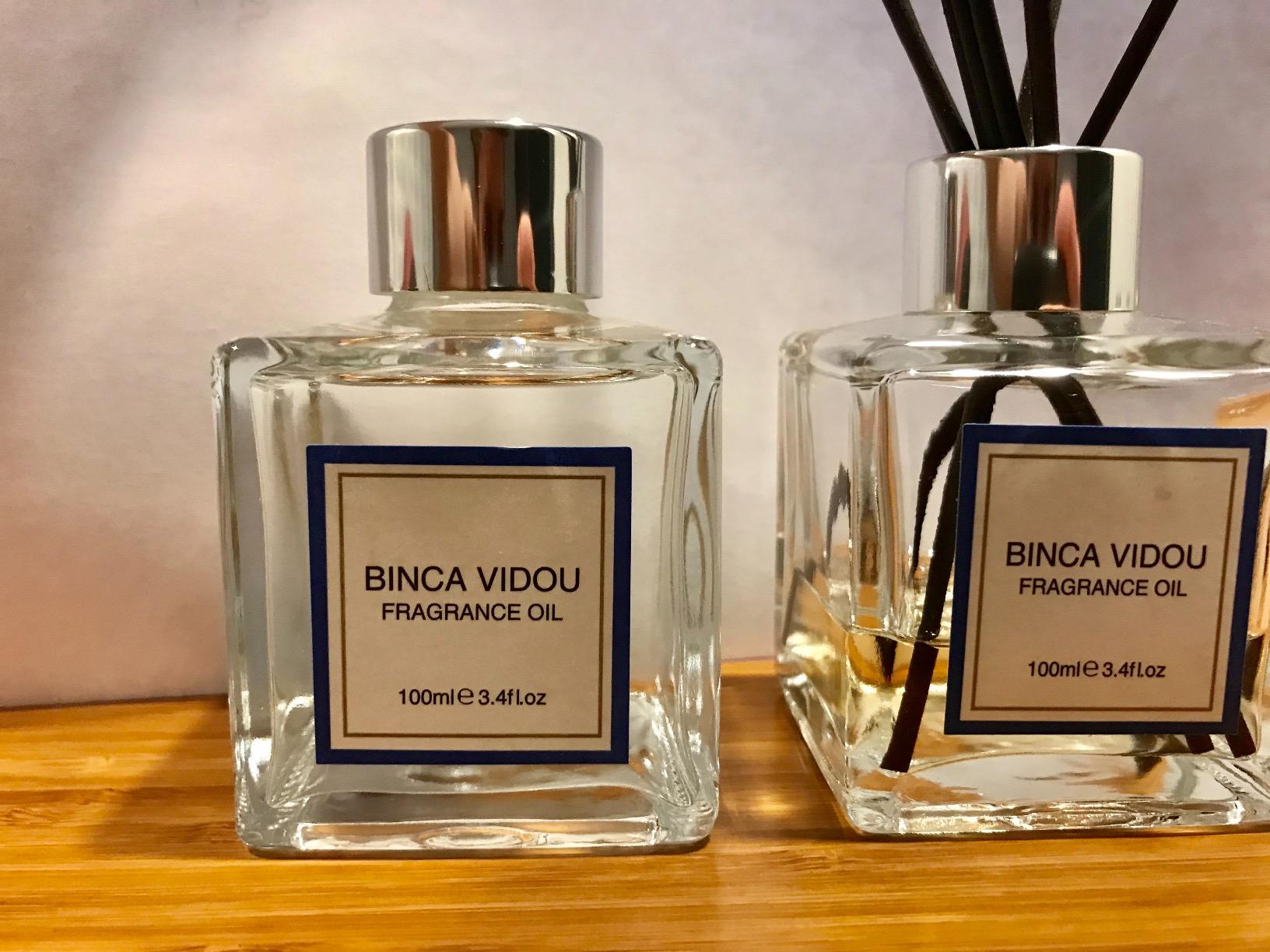 Reed Diffuser Set, Binca Vidou Lavender Orange & Lemon Natural Scent Oil Diffusers with Sticks for Home Office Bathroom Aromatherapy Decor 1.69oz x 2 customer photo 1