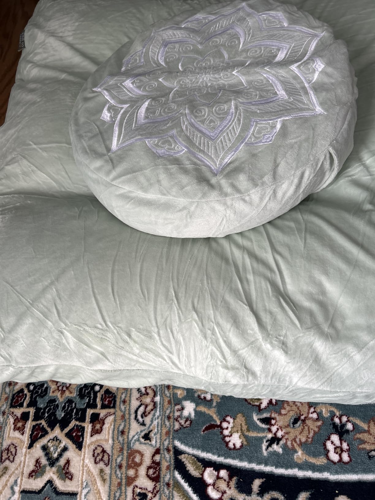 Meditation Cushion Set Zafu & Zabuton – Buckwheat Hull & Memory Foam, Adjustable Floor Pillow for Yoga, Meditation & Sitting, Removable Velvet Cover (Purple) customer photo 2