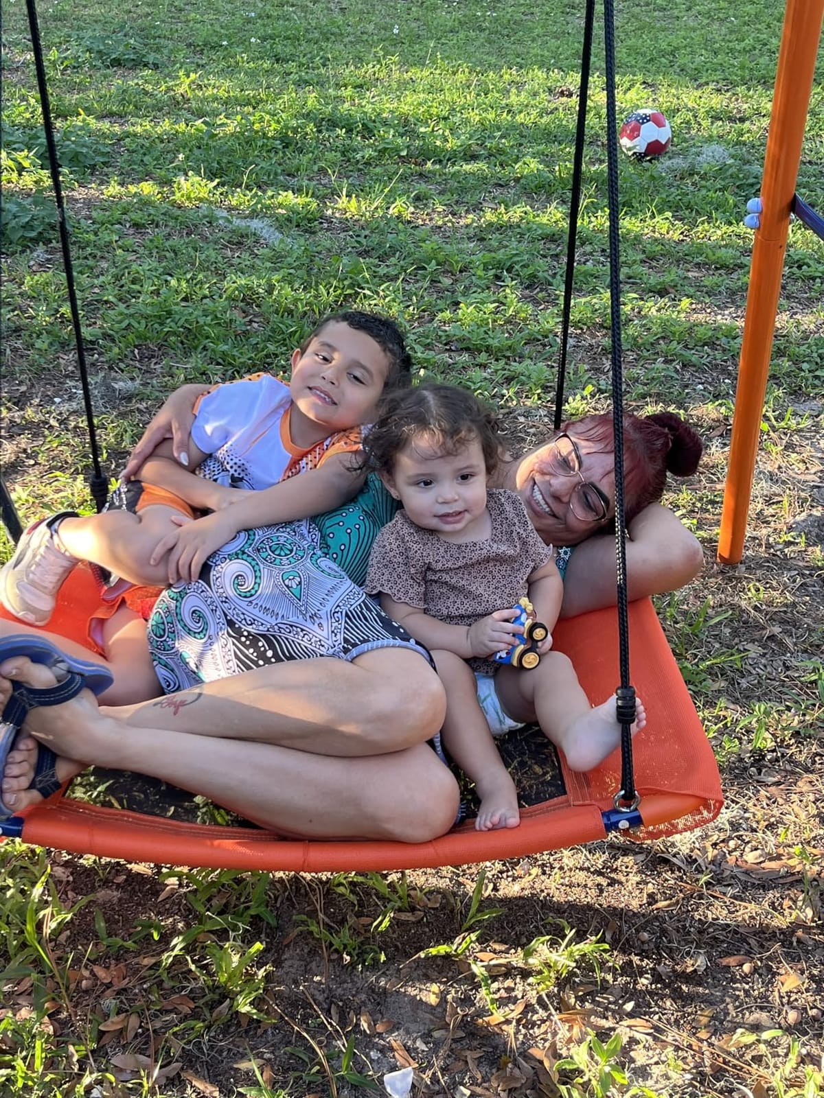 Swing Sets for Backyard 700 lb - 6 in 1 Playground Sets with 3 Swings Seats customer photo 1