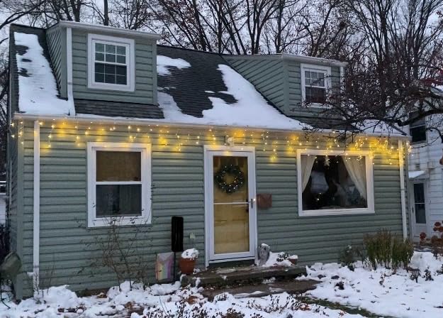 Joomer 33FT Christmas Icicle Lights Outdoor Connectable Warm White customer photo 2
