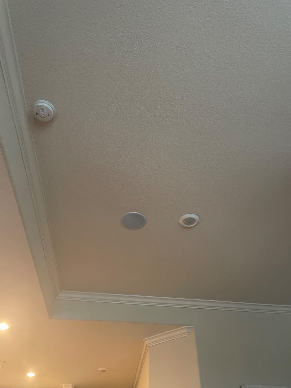 VEVOR 4 PCs 8 Inch in Ceiling Speakers, 400W Flush Mount Ceiling & in-Wall Speakers System with 8
