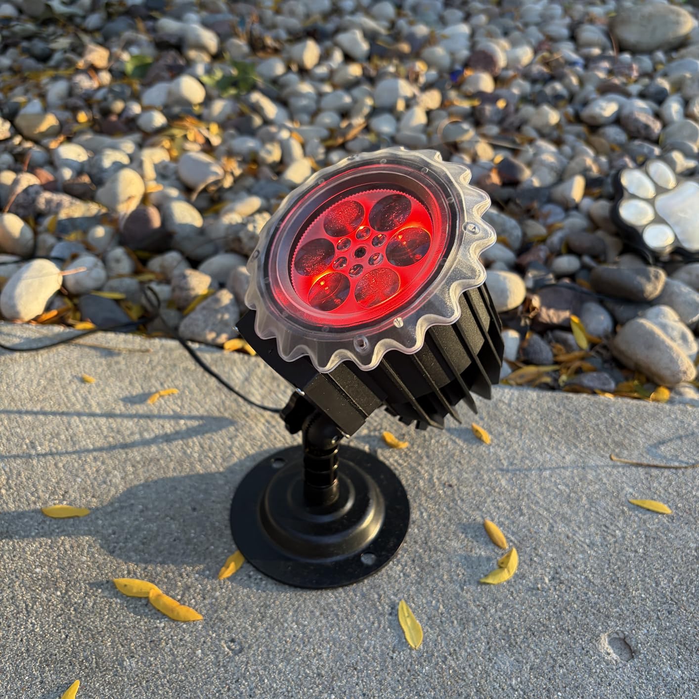 Minetom Halloween Projector Lights Outdoor, Rotating Ghost Projector Halloween, Waterproof Halloween Light Projector Landscape Lights for Outdoor Indoor, Yard, Patio, Garden, Party Decor customer photo 1