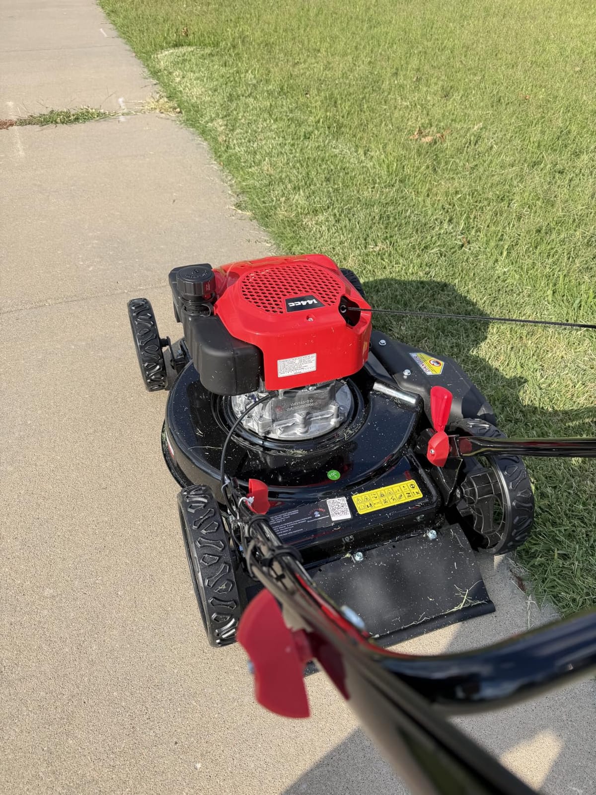 PowerSmart EasyCut 18-Inch Gas Lawn Mower, 144cc 4-Cycle Engine, Walk-Behind Push Lawn Mower, Side Discharge, 5-Position Height Adjustment, Ideal for Small Yards customer photo 1