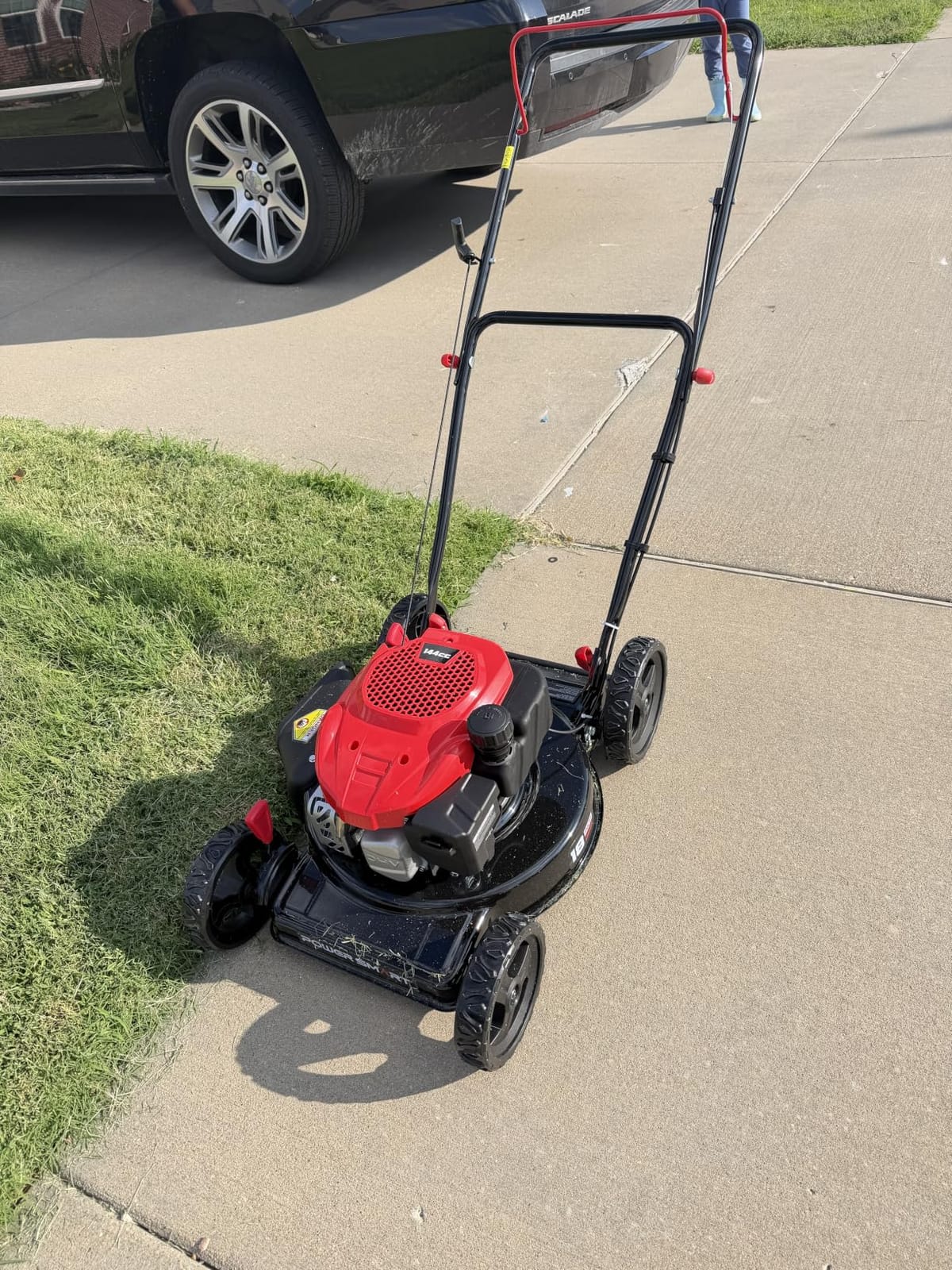 PowerSmart EasyCut 18-Inch Gas Lawn Mower, 144cc 4-Cycle Engine, Walk-Behind Push Lawn Mower, Side Discharge, 5-Position Height Adjustment, Ideal for Small Yards customer photo 2