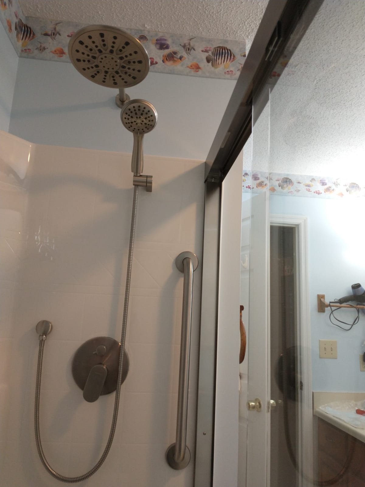 Gabrylly Thermostatic Shower System, 10