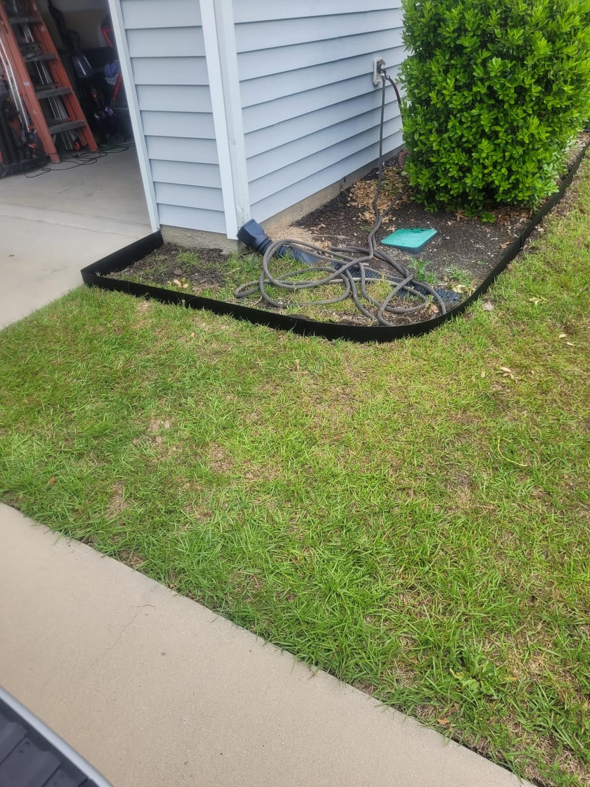 LAVEVE Galvanized Steel Landscape Edging 10-Pack, 40