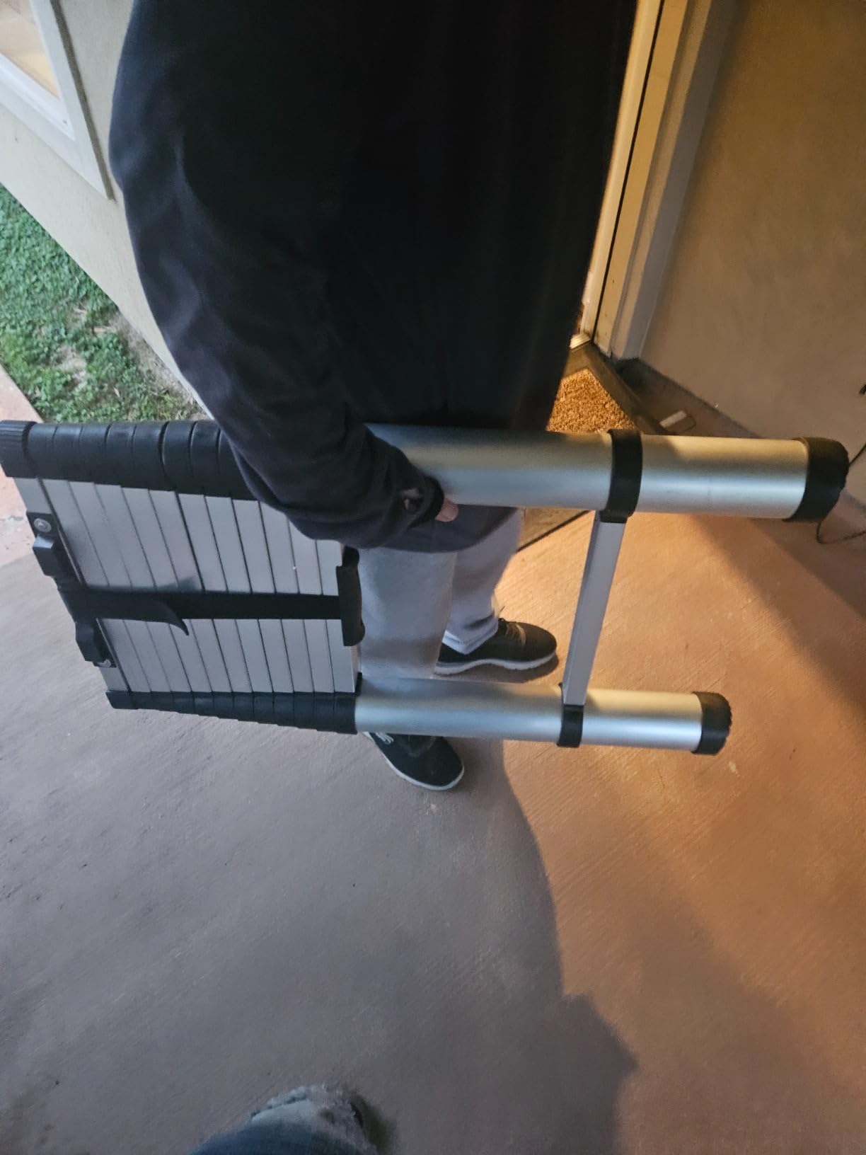 VEVOR Telescoping Ladder 10.5 FT Aluminum Extension Step Multi-Purpose customer photo 1