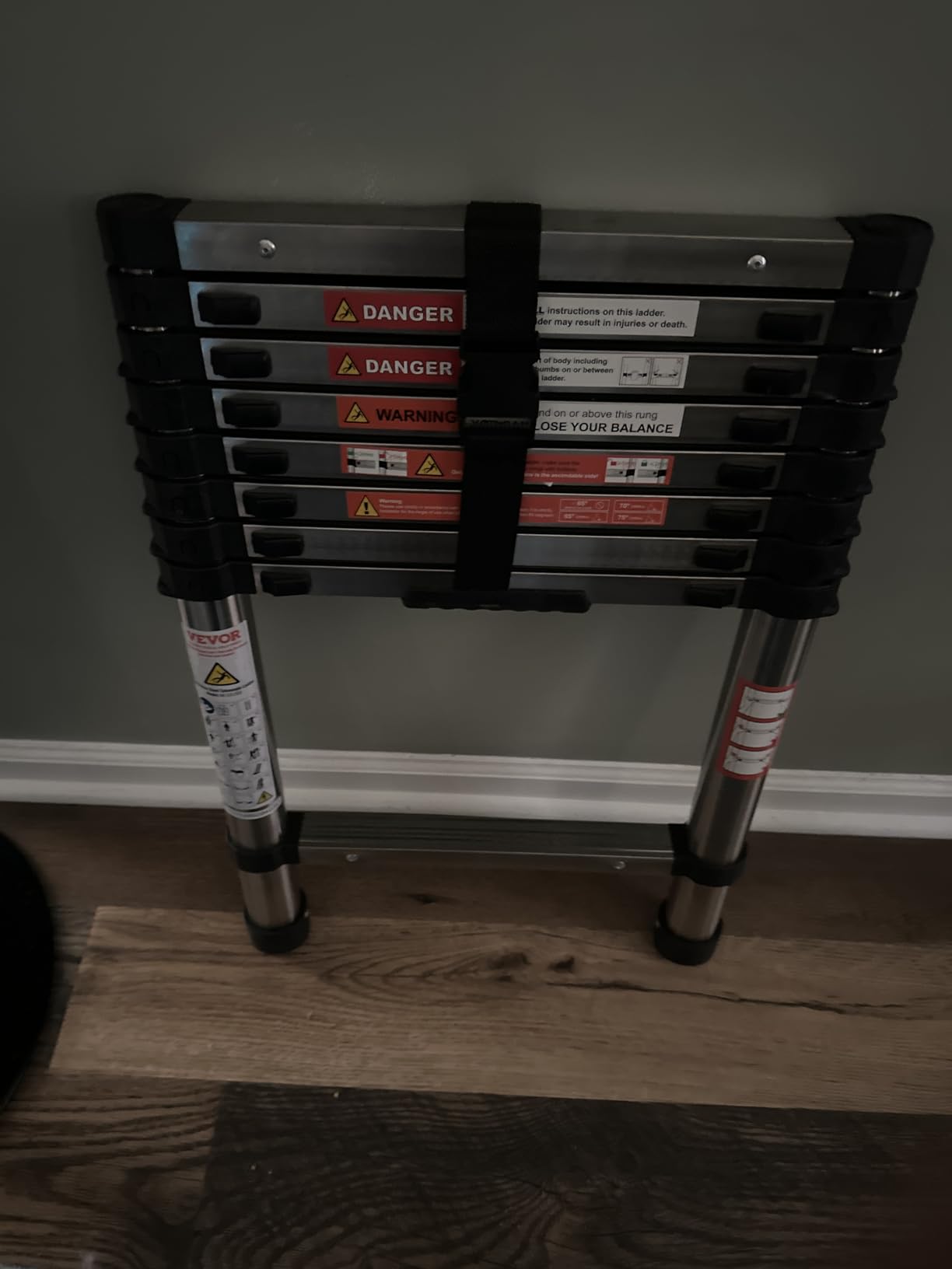 VEVOR Telescoping Ladder 10.5 FT Aluminum Extension Step Multi-Purpose customer photo 2