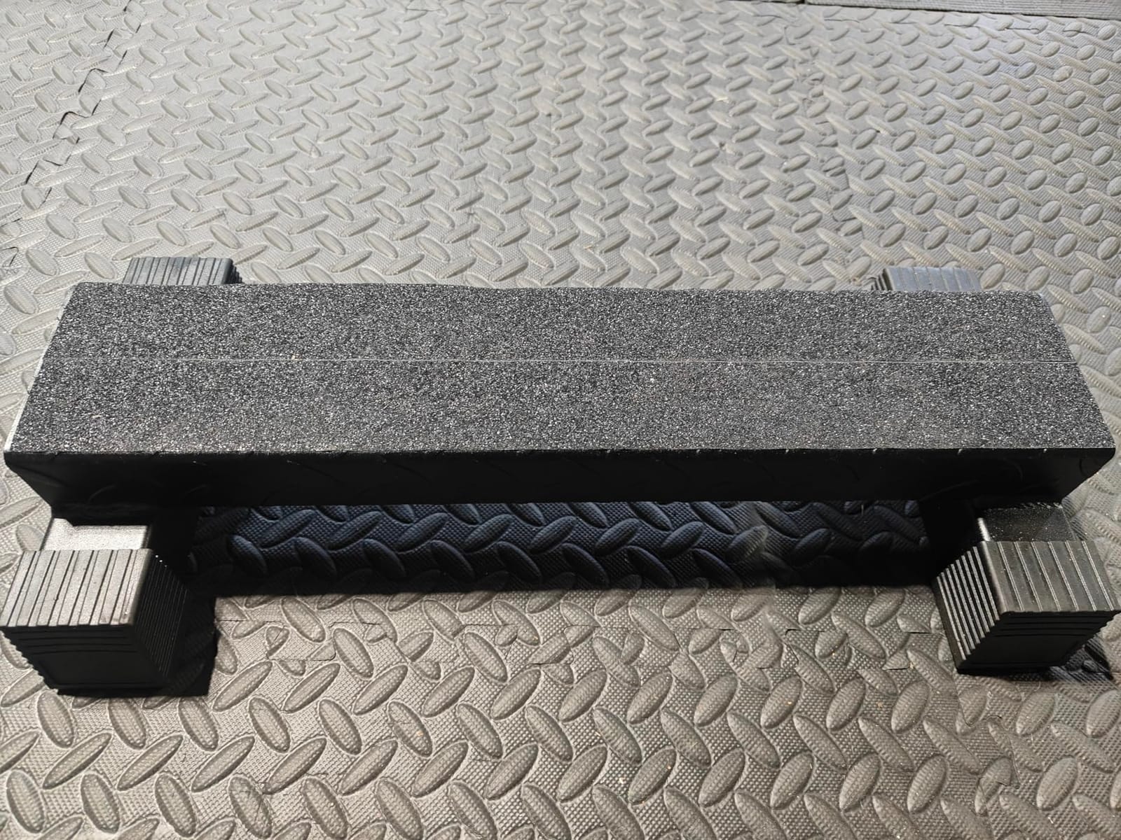EVERYMATE Steel Calf Raise Block, Standing Calf Machine for Stretching Calf Muscles, Relaxing Ankles, Anti-Slip Solid Platform customer photo 2