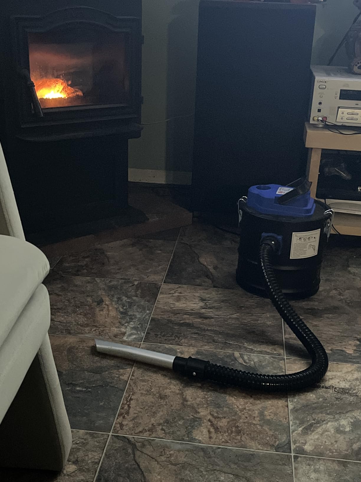 Ash Vacuum Cleaner, 800W Fireplace Ash Vac, 2.6 Gallon Blue customer photo 1
