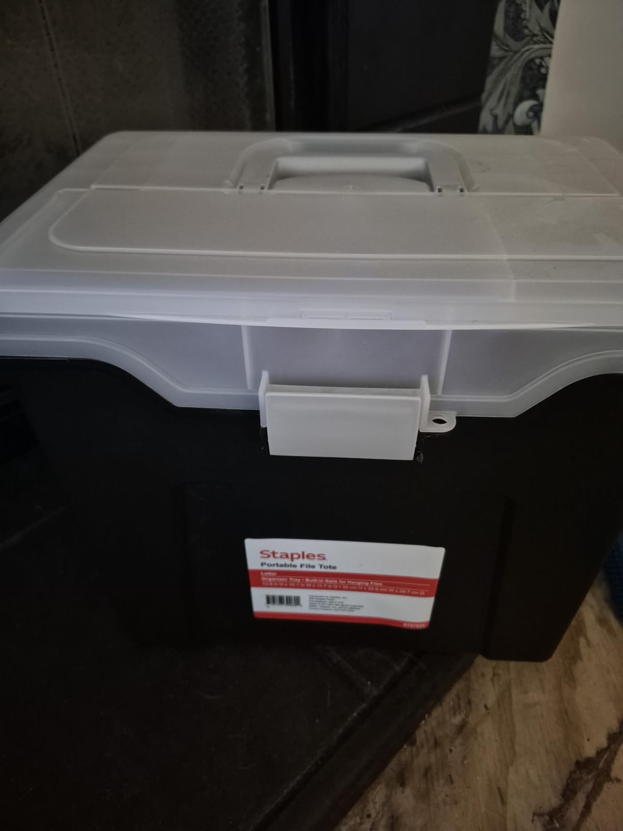 Staples Hanging File Folder Box, Storage Bin Organizer, Snap Lid, Clear customer photo 2