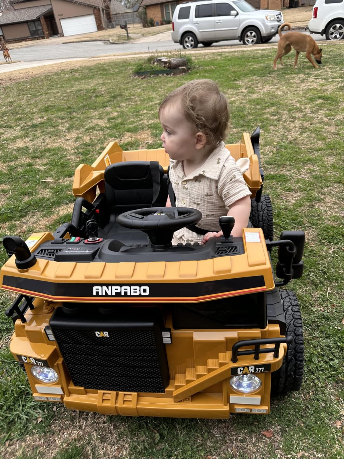 ANPABO 24V Ride On Dump Truck w/Electric Dump Bed, Remote, Yellow customer photo 1