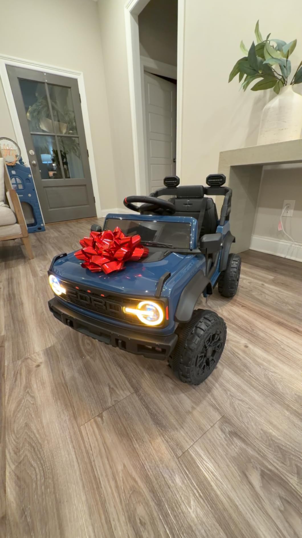 12V Licensed Ford Bronco Raptor Ride on Toys, Kids Electric Car w/Parental Remote Control, Spring Suspension, Soft Start, Bluetooth, LED Lights, Gift for Girls & Boys Ages 3-6 (Pink) customer photo 2