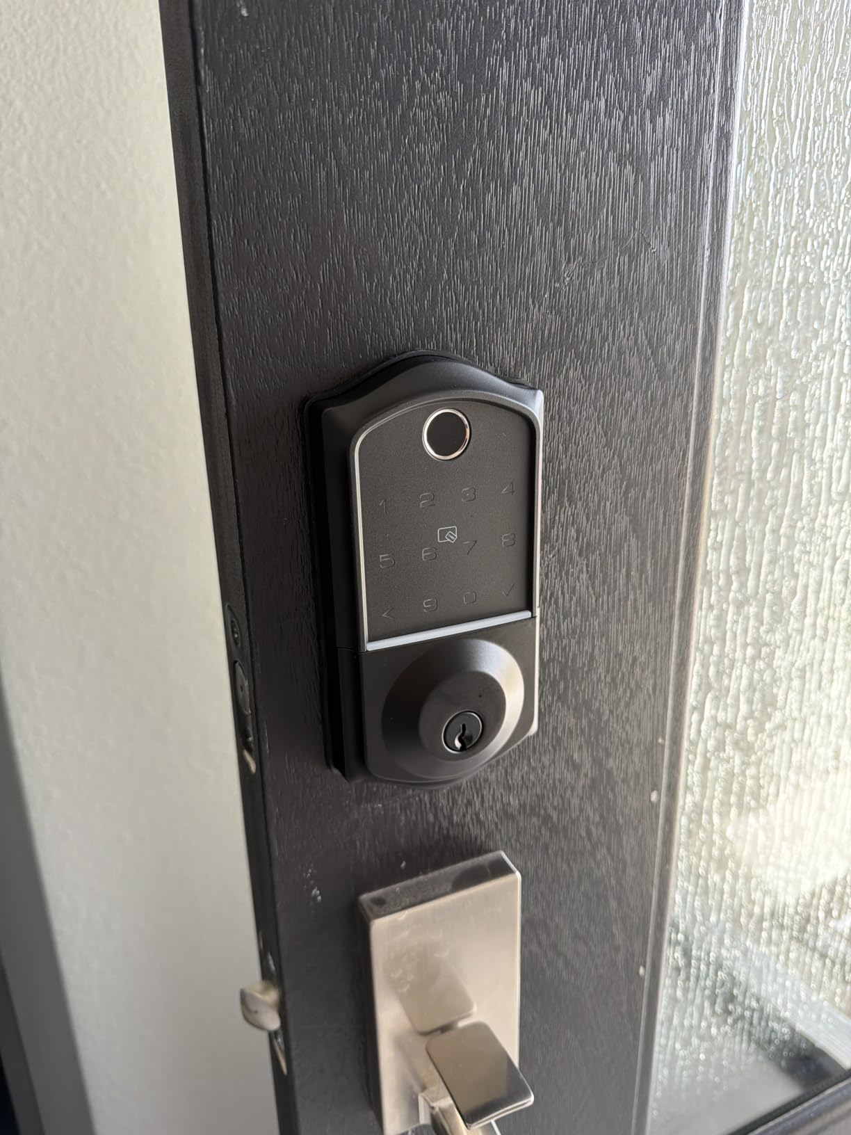 Veise VE017 Fingerprint Smart Door Lock with App Control, Matte Black customer photo 1