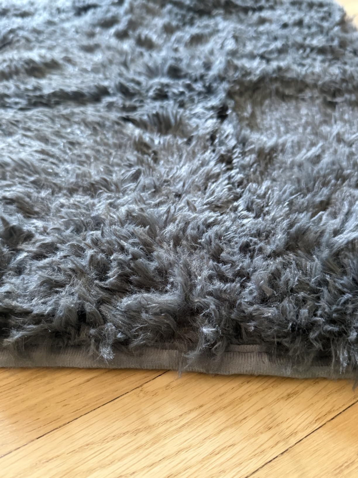 OLANLY 2x3 Machine Washable Small Bedside Rug, Soft Fluffy Shaggy Entryway Throw Rugs for Bedroom, Living Room, Indoor Floor Carpet for Kids Girls and Boys, Nursery Rooms, Home Decor Aesthetic, Beige customer photo 2