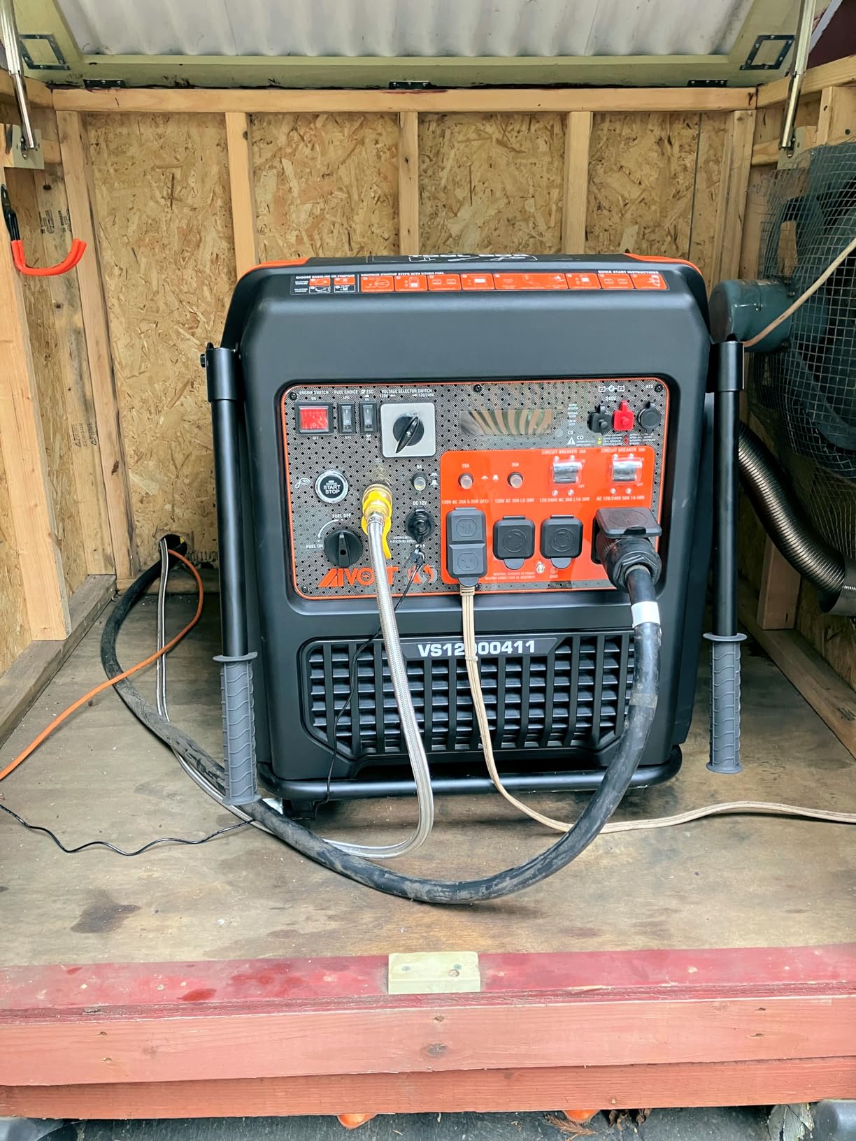 AIVOLT 11250W Dual Fuel Inverter Generator 50A for Home Backup customer photo 1
