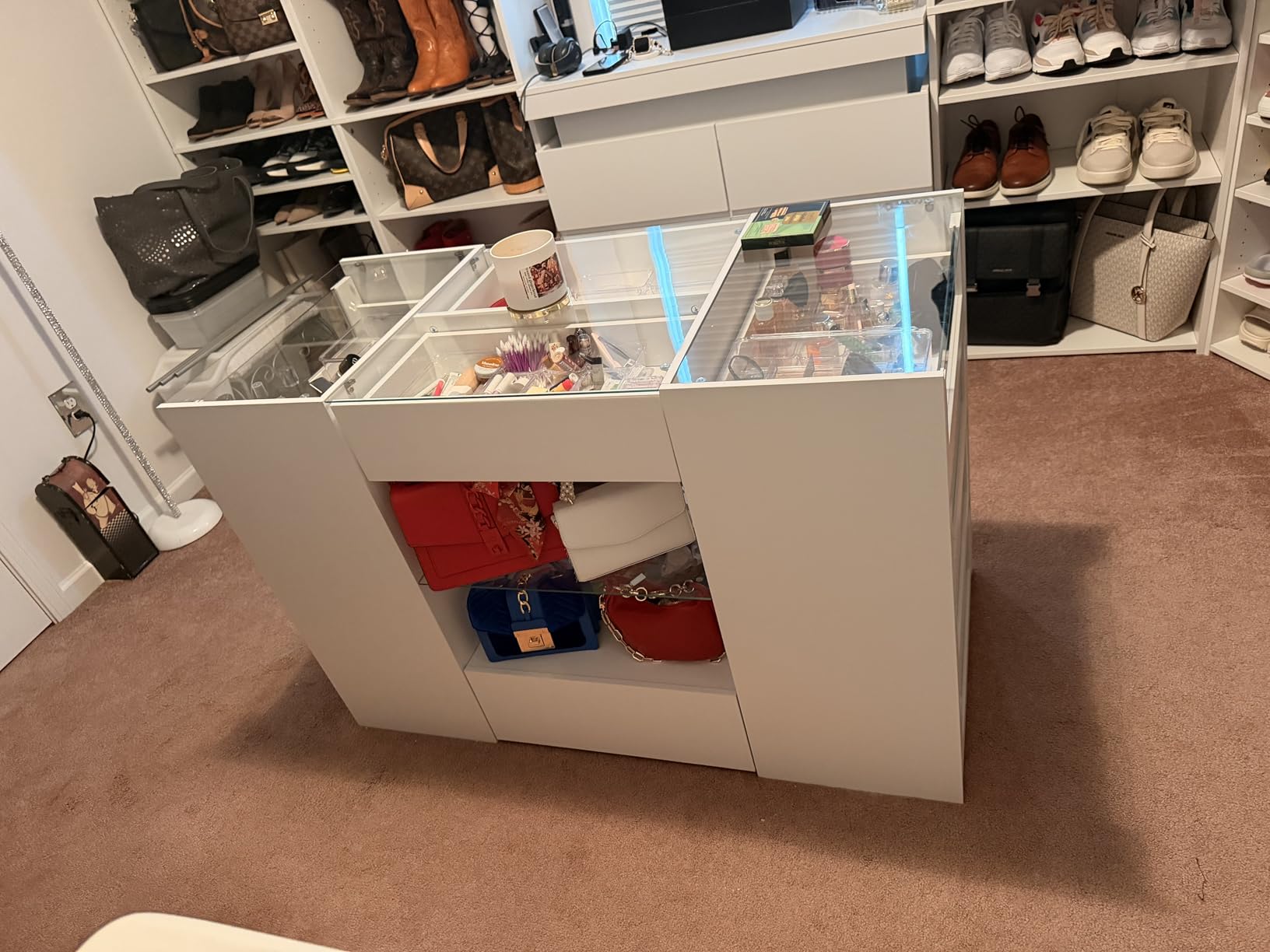 LIVAUVEAD Closet Island with 12 Drawers, Glass Top & Display Shelves, White customer photo 1