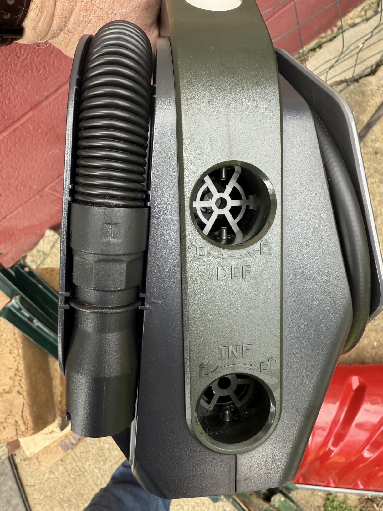 ETENWOLF VORTEX S7 Tire Inflator for Heavy-duty Vehicle with 38400 mAh customer photo 1