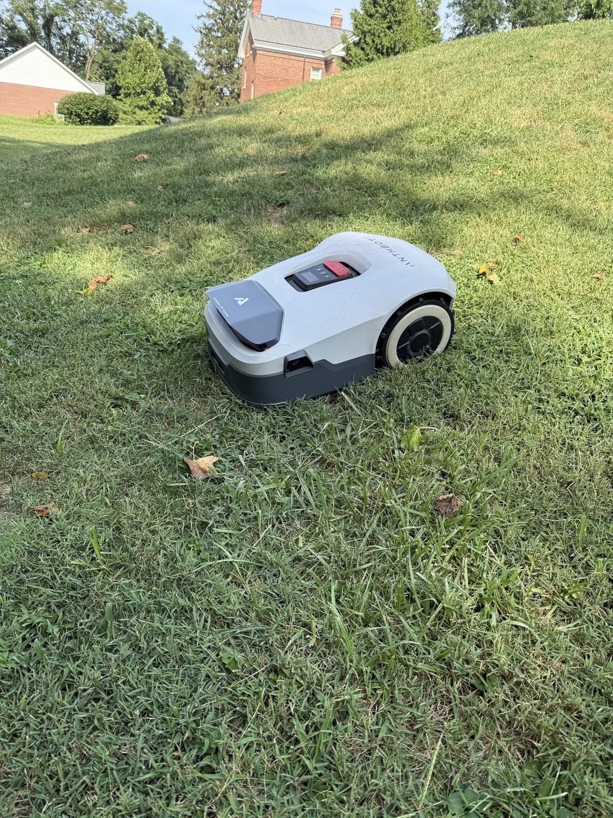 Robot Lawn Mower NO Wire - 0.9 Acre, Full Band RTK+4-Eye Vision Robotic Lawnmower, Automatic Mapping, 30 Multi-Zone Management, Accurate Obstacle Avoidance, Intelligent Anti-Theft, APP Control customer photo 2