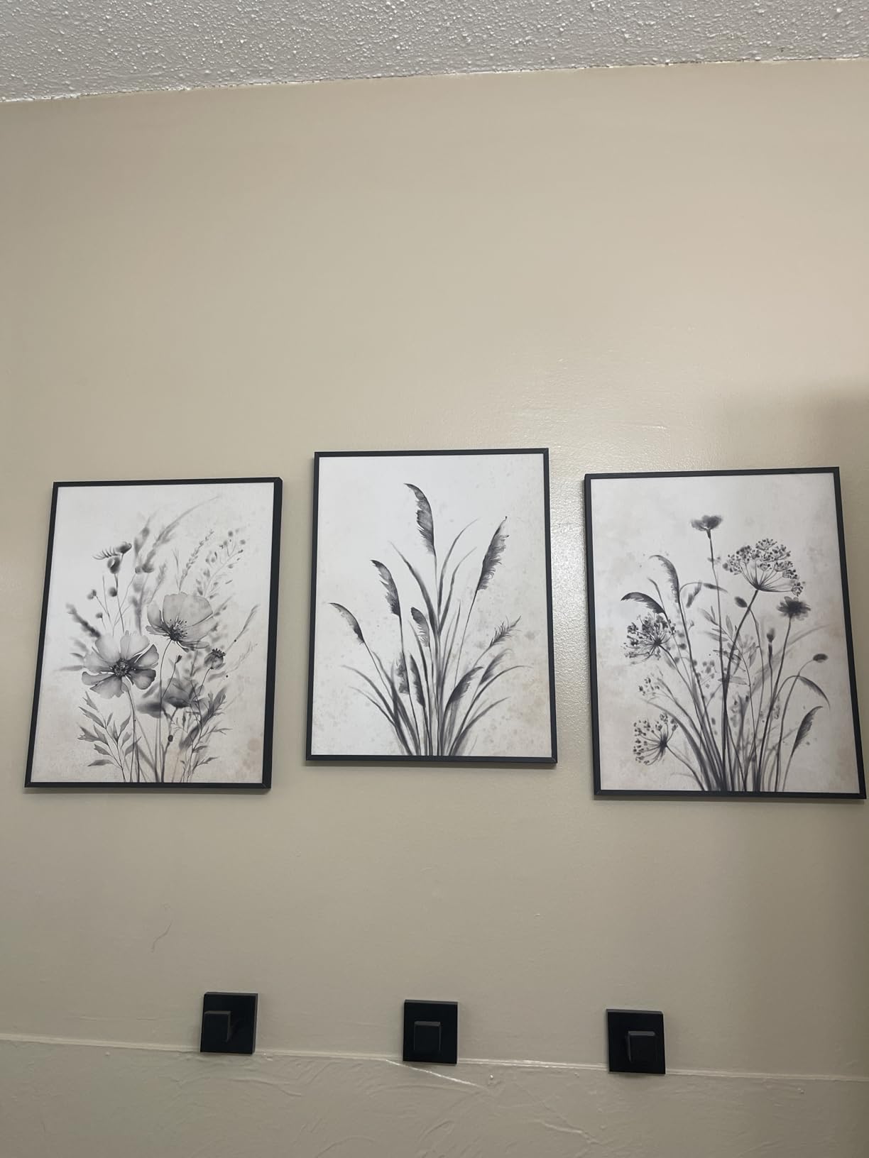 Framed Vintage Botanical Floral Wall Art for Living Room, 4 Piece 12x16 In customer photo 1