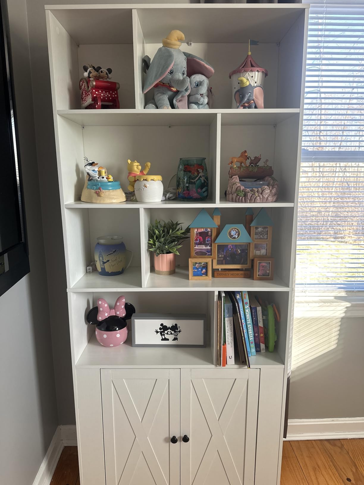 IRONCK 4-Tier Bookcase with Doors, Tall Storage Bookshelf, Black customer photo 1