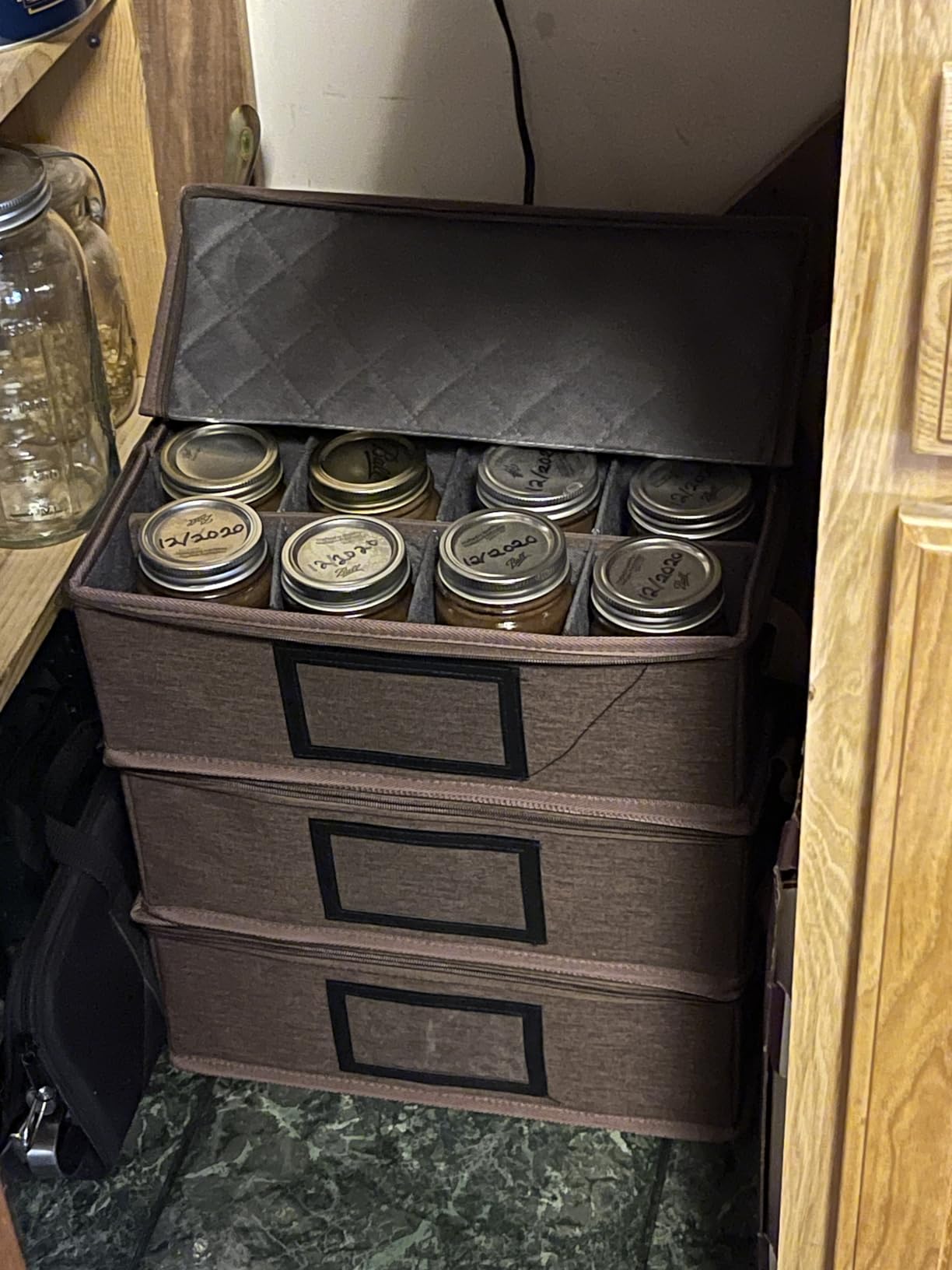 32 oz Mason Jar Storage Containers - Sturdy Canning Jar Storage Boxes Organizer, Foldable Carrier Bag with Handles and Dividers, Holds 12 Quart Mason Jars, Home Canning Supplies (Quart) customer photo 1