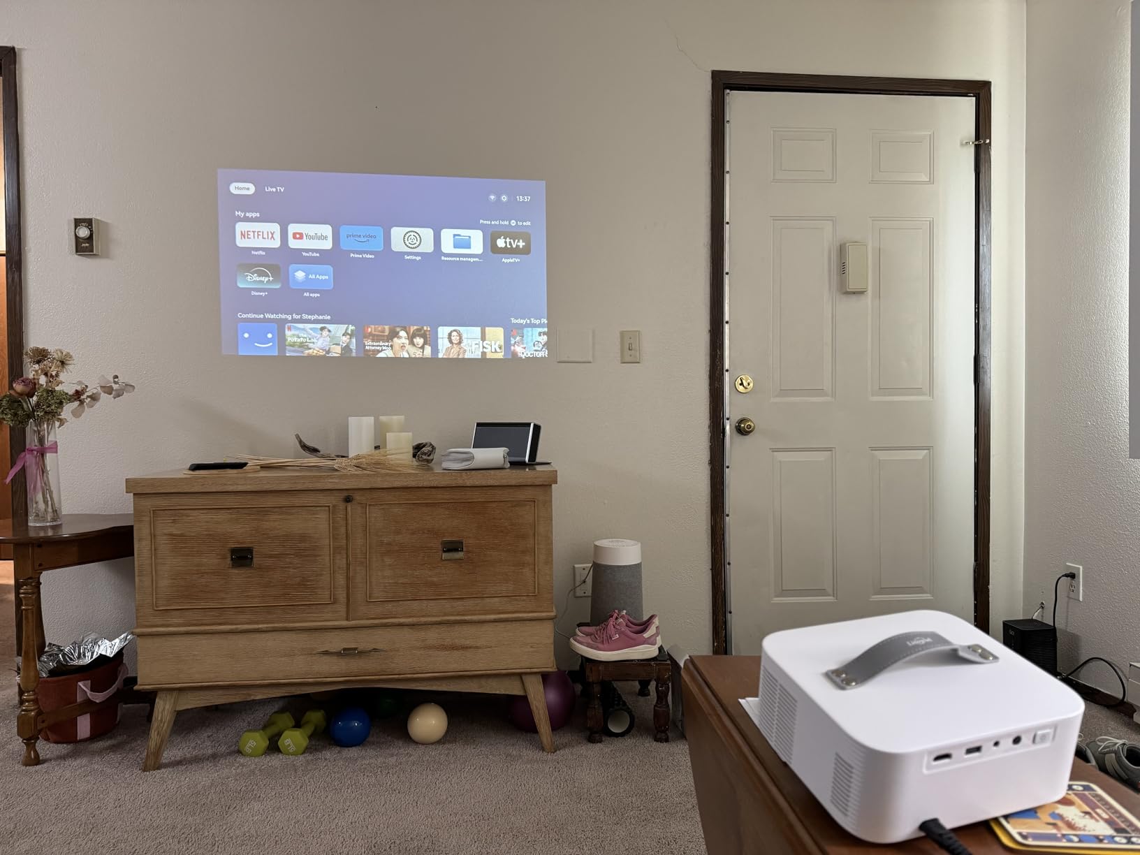 Portable-Outdoor-Projector with WiFi &Bluetooth, 50W Dolby Audio Proyector customer photo 1