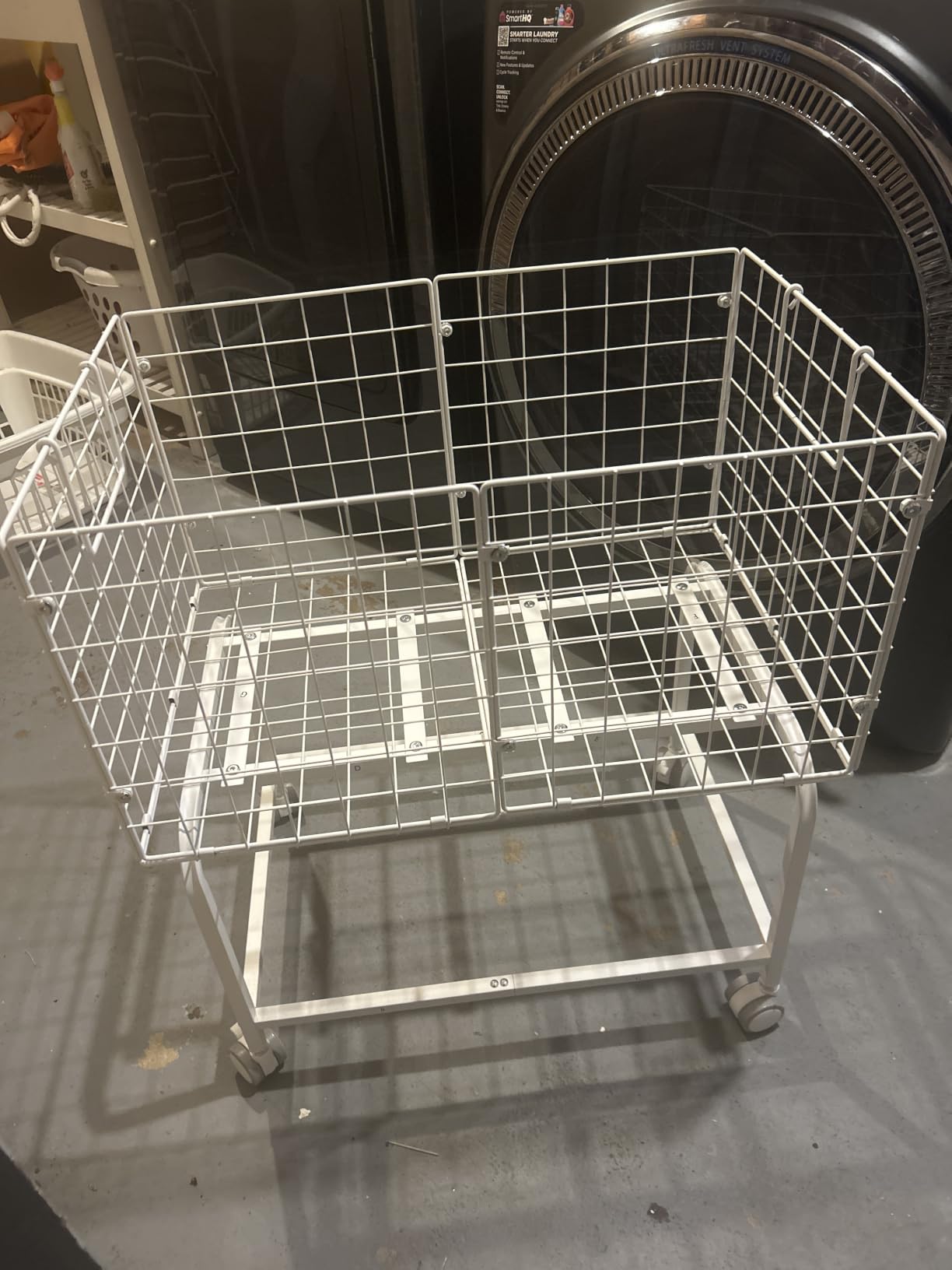 Wire Laundry Hamper Cart,Rolling Laundry Carts with Pull Handle,Black Tall Laundry Basket,Commercial Wire Laundry Hamper Cart-23.6 * 15.75 * 28 inches customer photo 2