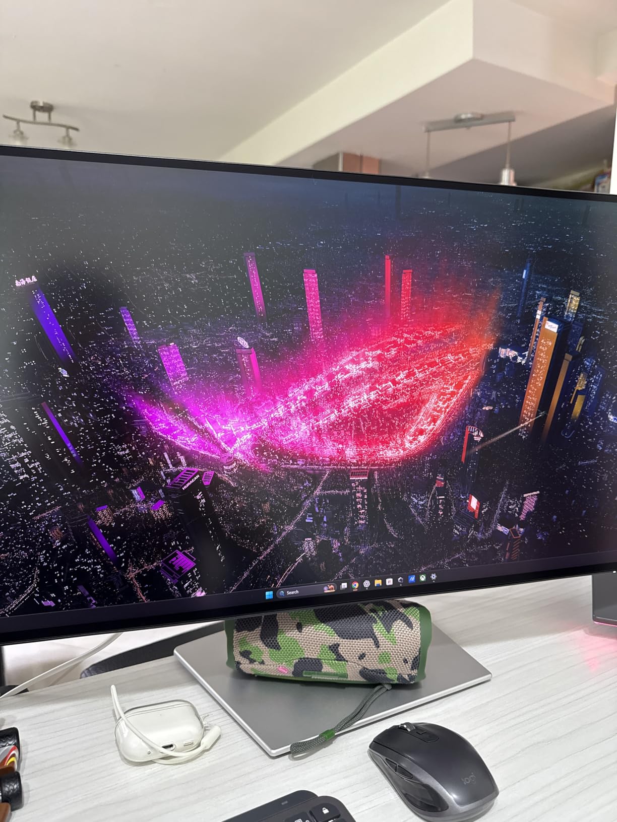 Dell UltraSharp U2725QE customer photo 1
