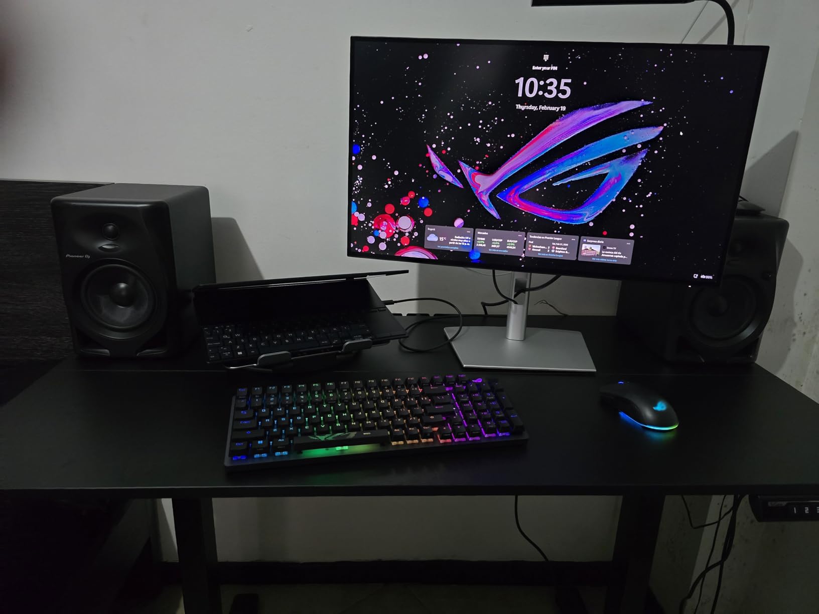 Dell UltraSharp U2725QE customer photo 2