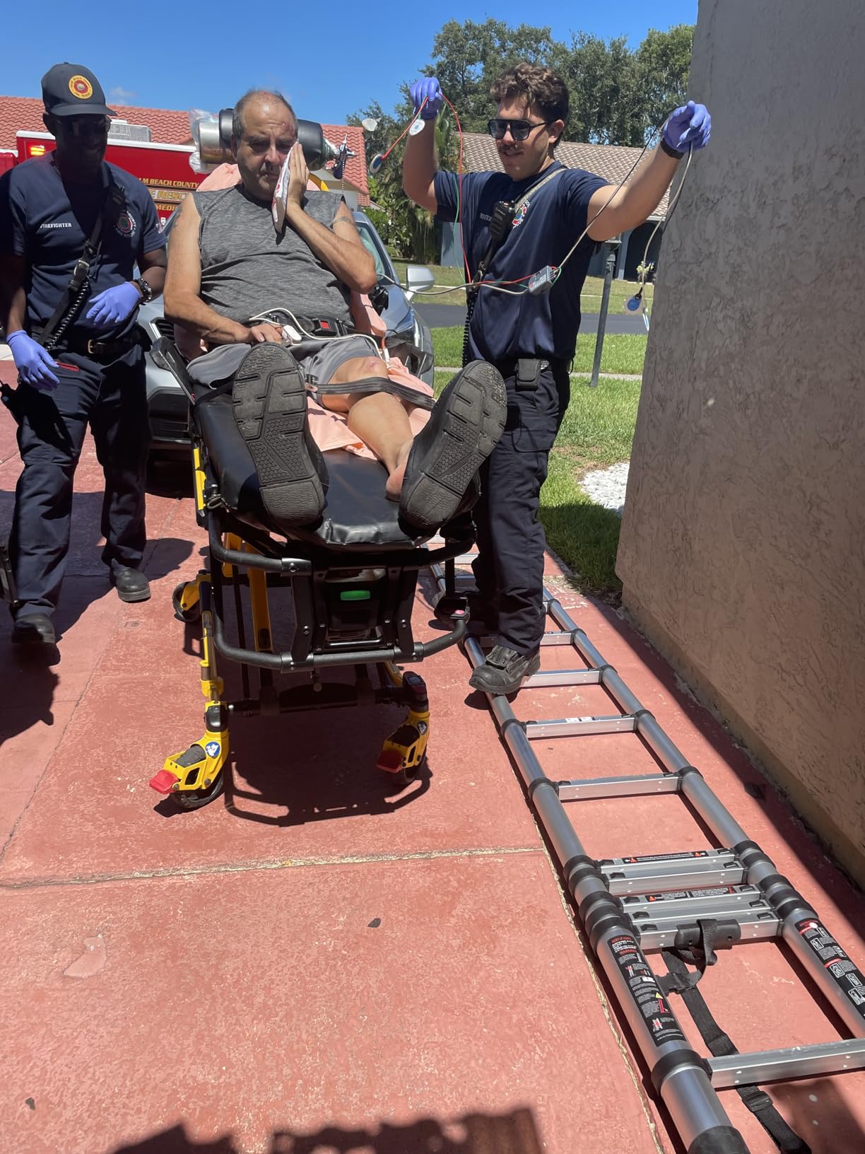 Telescoping Ladder,20.5FT Extension Ladder, Heavy Duty 330lbs Max Capacity customer photo 1