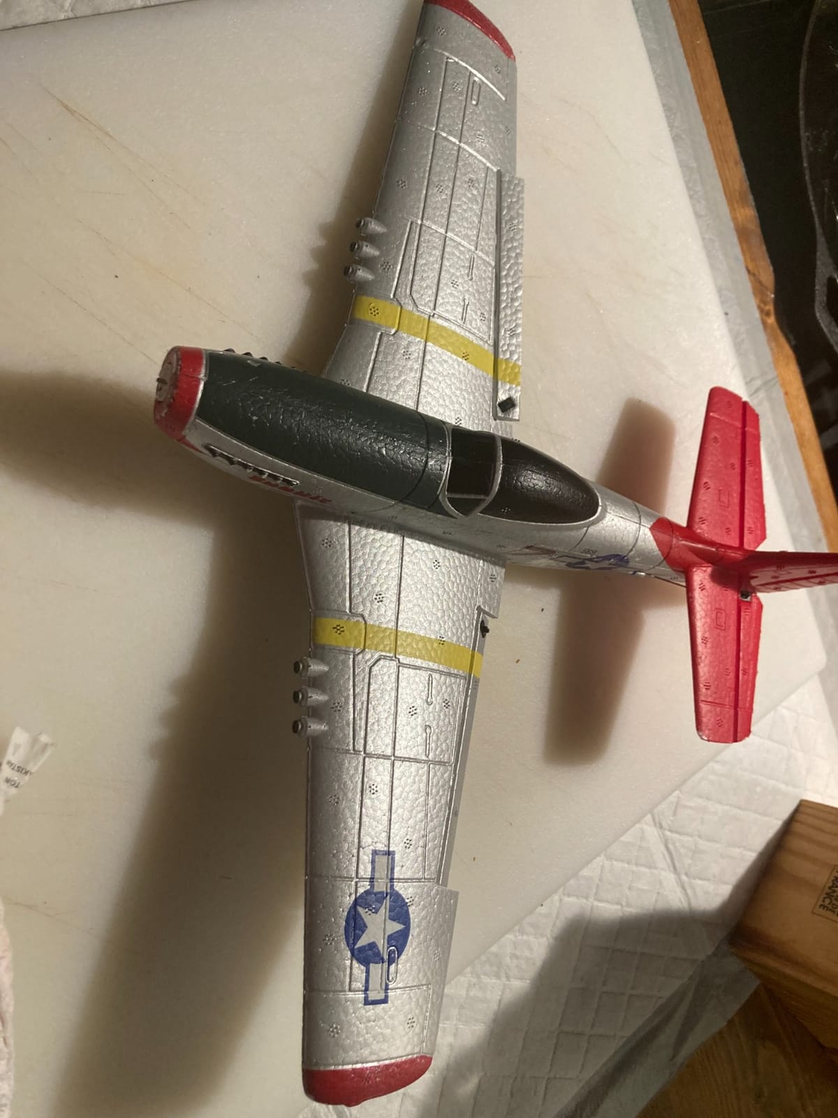 LEAMBE 4 Channel RC Plane, Ready to Fly Aerobatic Aircraft, Easy Control for Beginners, P51 Mustang RC Airplane for Adults Blue-Red customer photo 2
