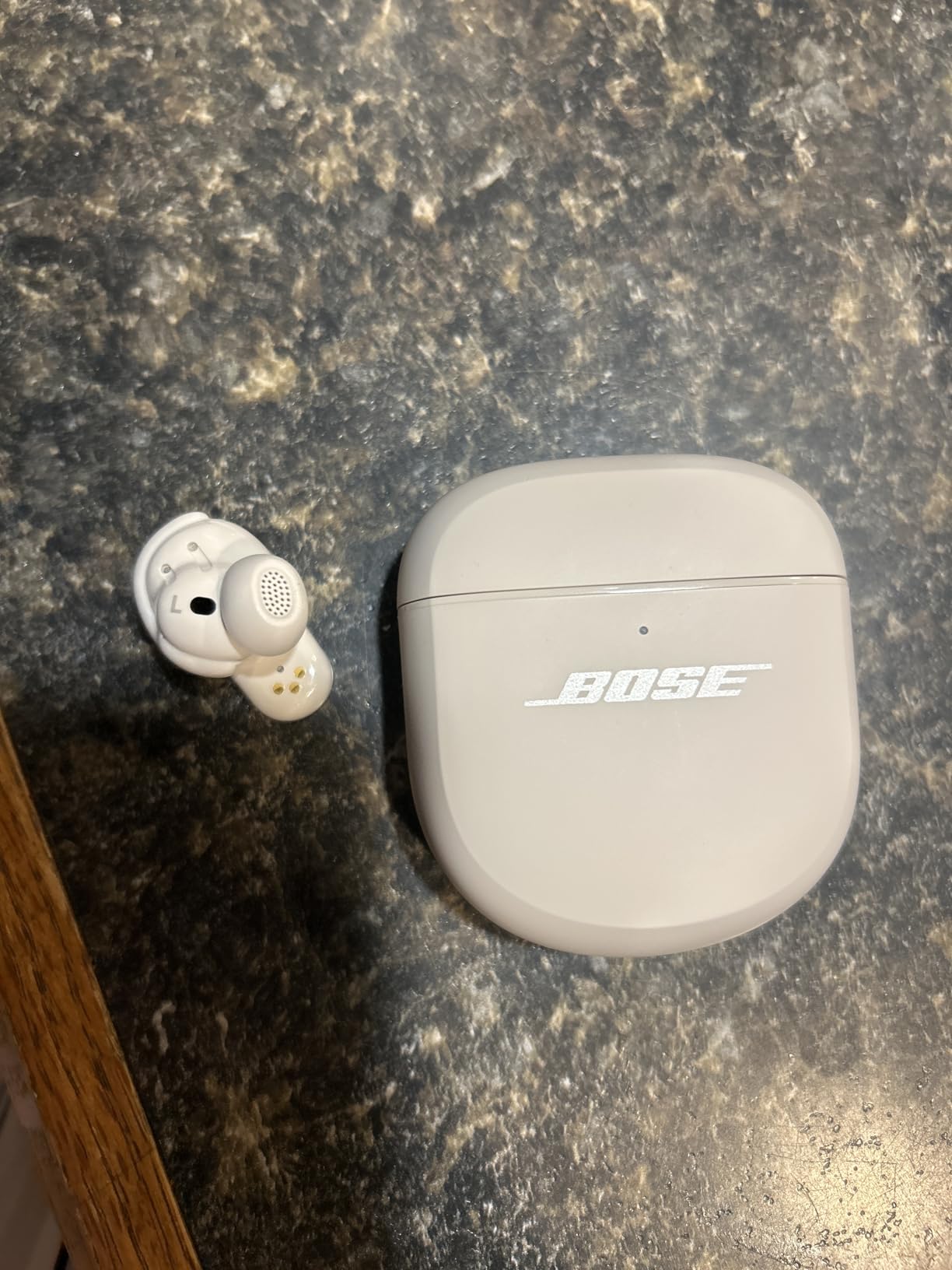 Bose QuietComfort Ultra Earbuds (2nd Gen) - Wireless Noise Cancelling Earbuds with Mic, Immersive Audio, USB-C Charging, Up to 6 Hours Battery, IPX4 Rating, Black customer photo 2