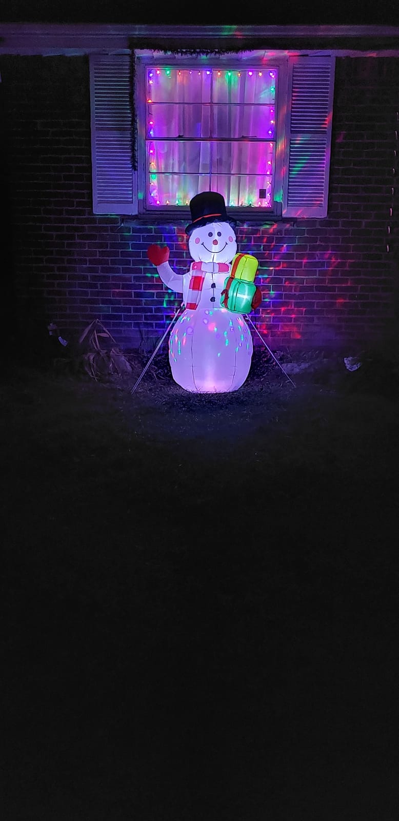 OurWarm 10FT Christmas Inflatable Outdoor Decoration, Giant Elf Inflatable Outdoor Christmas Blow up Yard Decorations with LEDs, Outdoor Christmas Inflatables for Outside Roof Lawn Holiday Xmas Decor customer photo 2