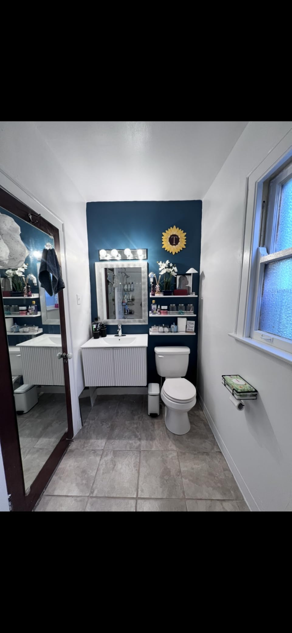 Bathroom Vanity with Sink, 30