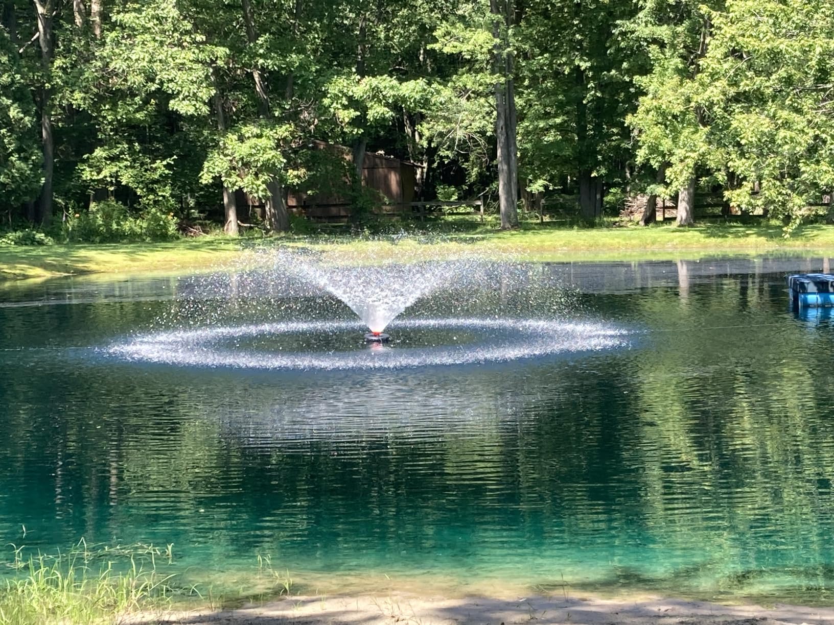 Pond Fountain Aerator, 1HP 110V 750W 15000 GPH Floating Fountain Pump with 100 FT Power Cord, 2 x 100 FT Rope, Timer, Fully Automatic Powerful Aerating Fountain for Larger Ponds, Lakes customer photo 1