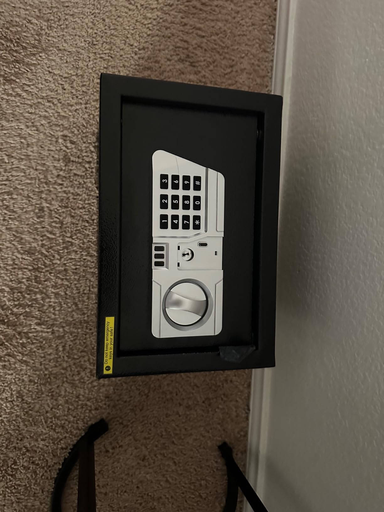 9.8 Cub 124 Lb Extra Large Biometric Genuine Fireproof Waterproof Home Safe customer photo 1