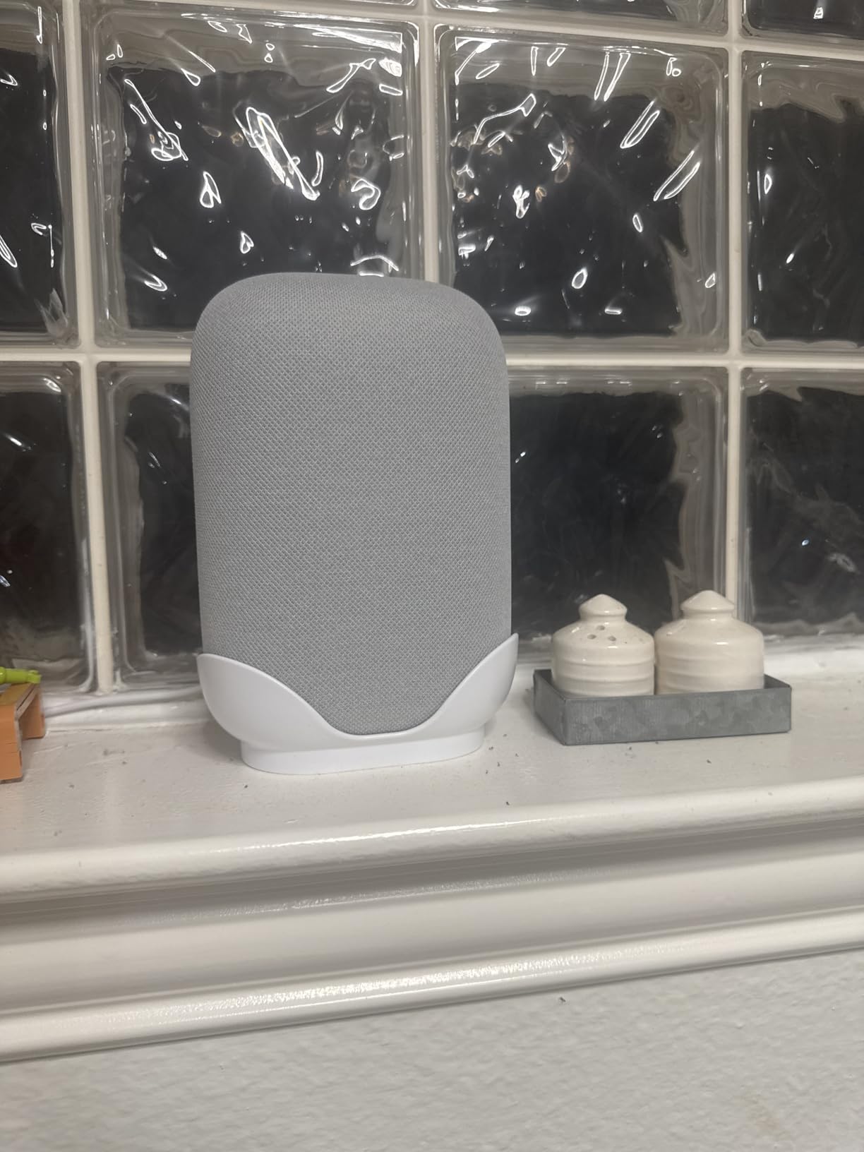 Google Nest Audio (3-Pack) Smart Speakers – Multi-Room Wireless Home Speaker Bundle with Bluetooth, Wi-Fi, Assistant, Stereo Sound, Voice Control & Smart Home Integration customer photo 2