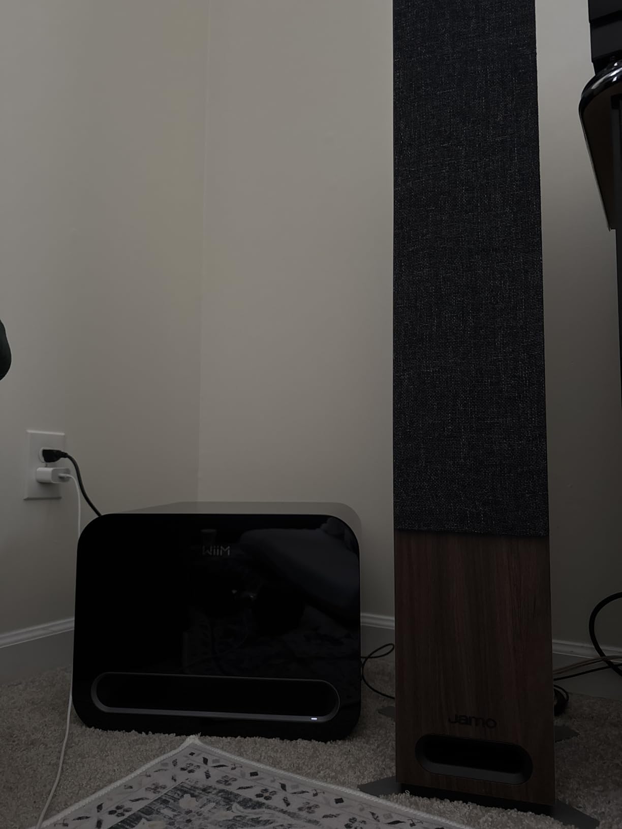 WiiM Sub Pro Smart Wireless Subwoofer with RoomFit™ Bass, Black customer photo 2
