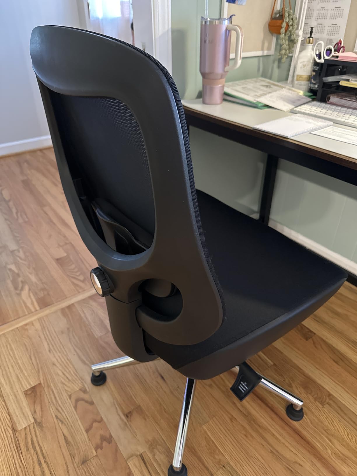 750lbs Big and Tall Office Chair with Wide Thick Seat Cushion for Heavy People Ergonomic Computer Mesh Desk Chairs with 4D Armrests, Adjustable Lumbar Support for Adults 8 Hours daliy Work customer photo 1