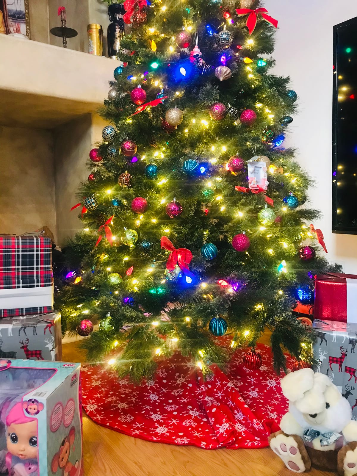 COOLWUFAN Musical Rotating Christmas Tree Stand with Remote for 9ft Trees customer photo 2