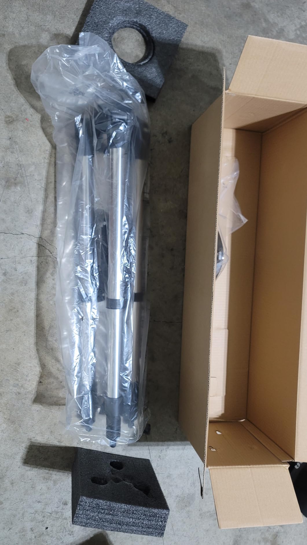 MEEZAA Telescope, 150EQ Newtonian Reflector Telescope for Adults Astronomy Beginners, Professional Astronomical Telescopes with Equatorial Mount, Tripod, Phone Adapter, Moon Filter and Large Carry Bag customer photo 2