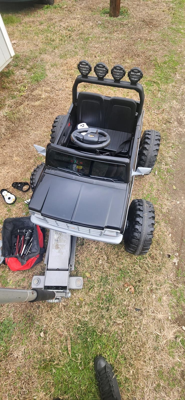 24V Ride on Licensed Chevrolet Monster Truck Car w/4 * 200W Motors(4WD), 24 Volt Ride on Toys Power Big Wheels for Big Kids, Blue customer photo 1