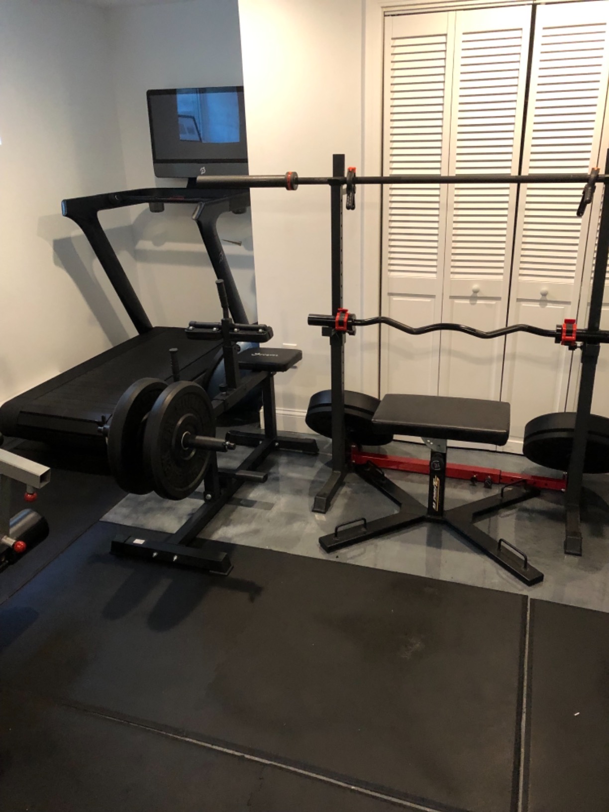 Soozier Seated Calf Raise Machine for Home Gym Waist Arm Training customer photo 1