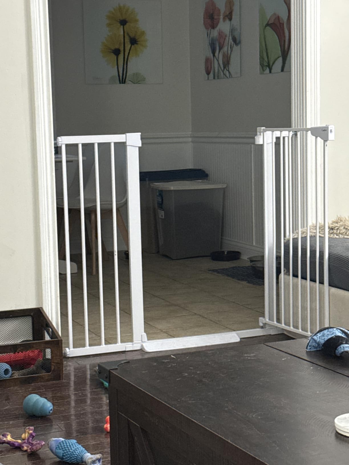 Cumbor Extra Wide Baby Gate, 36.6-69