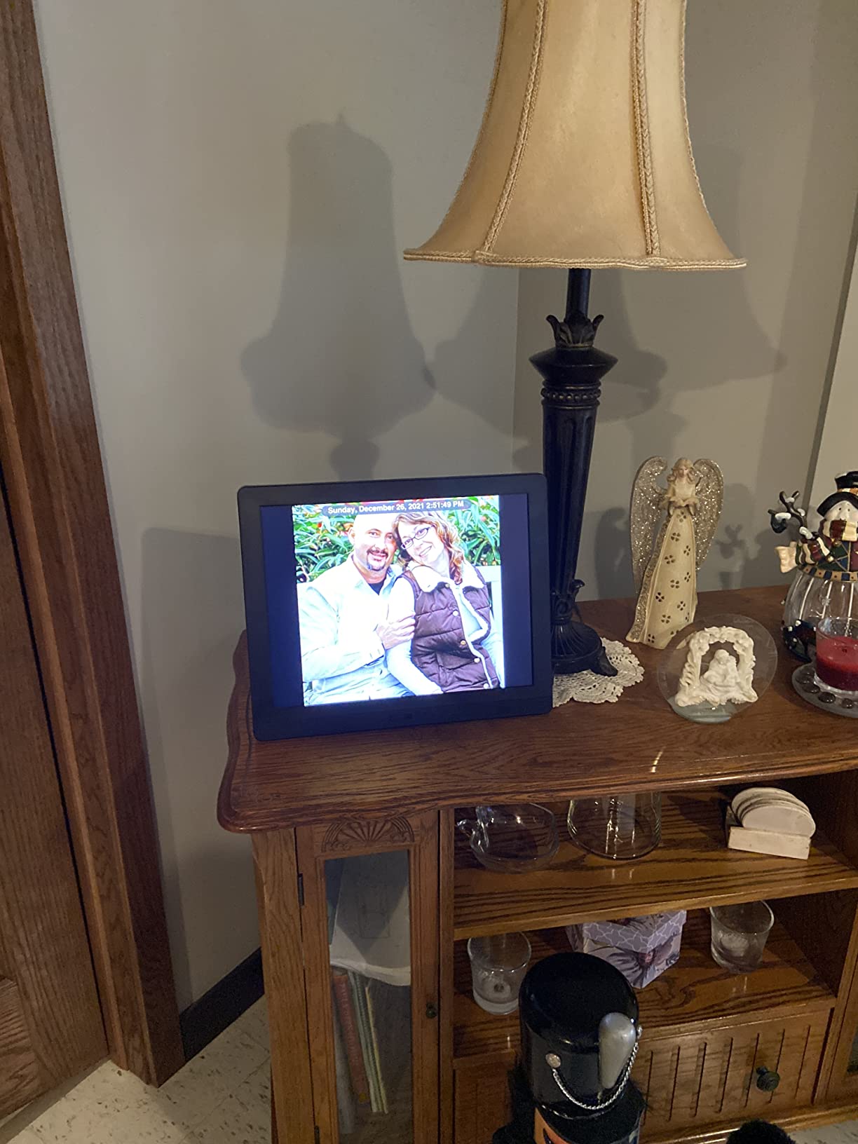 Pix-Star LUX 10.4'' Wi-Fi Digital Picture Frame – Unlimited Cloud Storage, Easy App Sharing, 40,000+ Pictures, No-Glare Display, Motion Sensor, Email/App/USB/SD - 10 inch customer photo 2