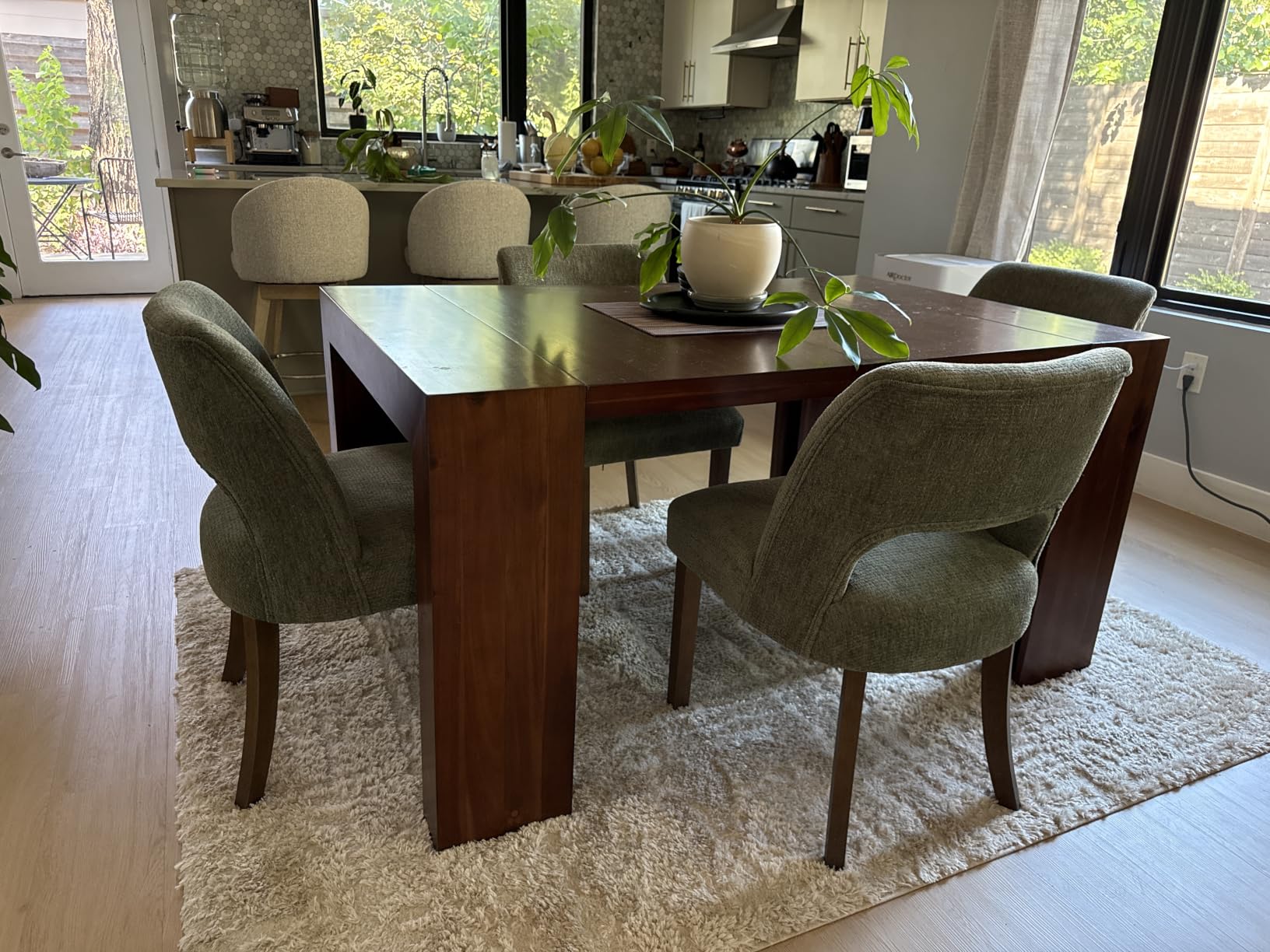 keoni Wooden Dining Chairs Set of 4, Mid Century Modern Upholstered Dining Room Chairs with Black Wood Legs, Fabric Farmhouse Kitchen Chairs with Foot Pegs for Dining Room, Light Gray customer photo 1