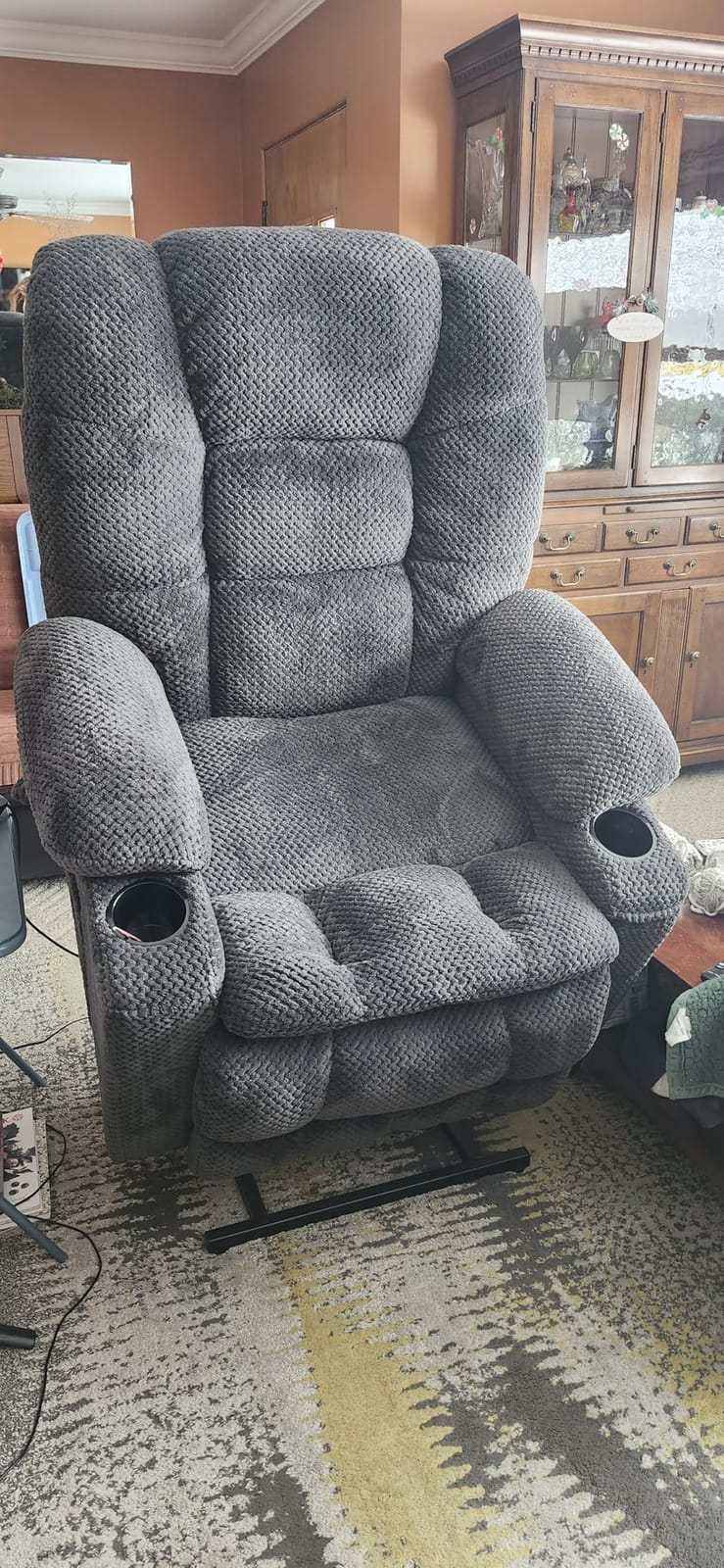 EONIX Large Dual Motor Lay Flat Power Lift Recliner Chair, Massage & Heat customer photo 1
