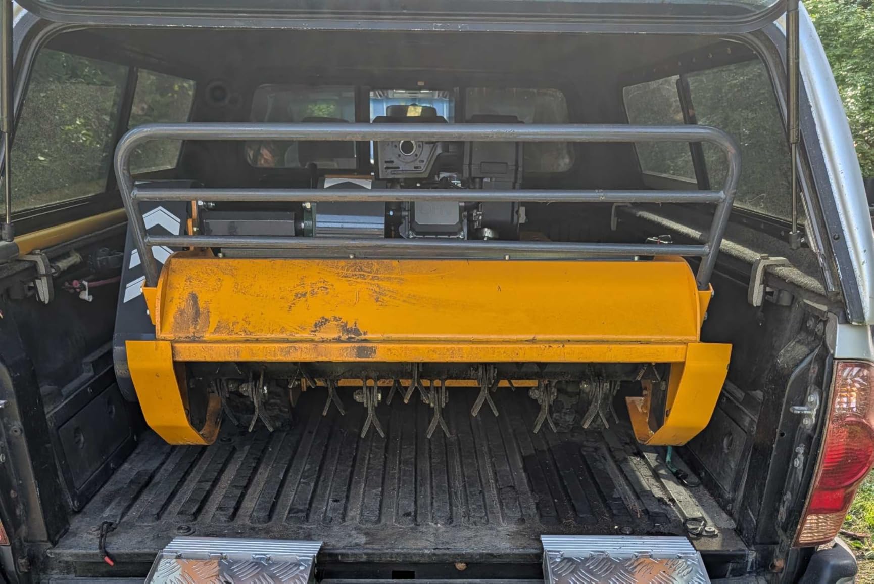 Remote Control Flail Mower with 459cc High-Power Engine | 39.4
